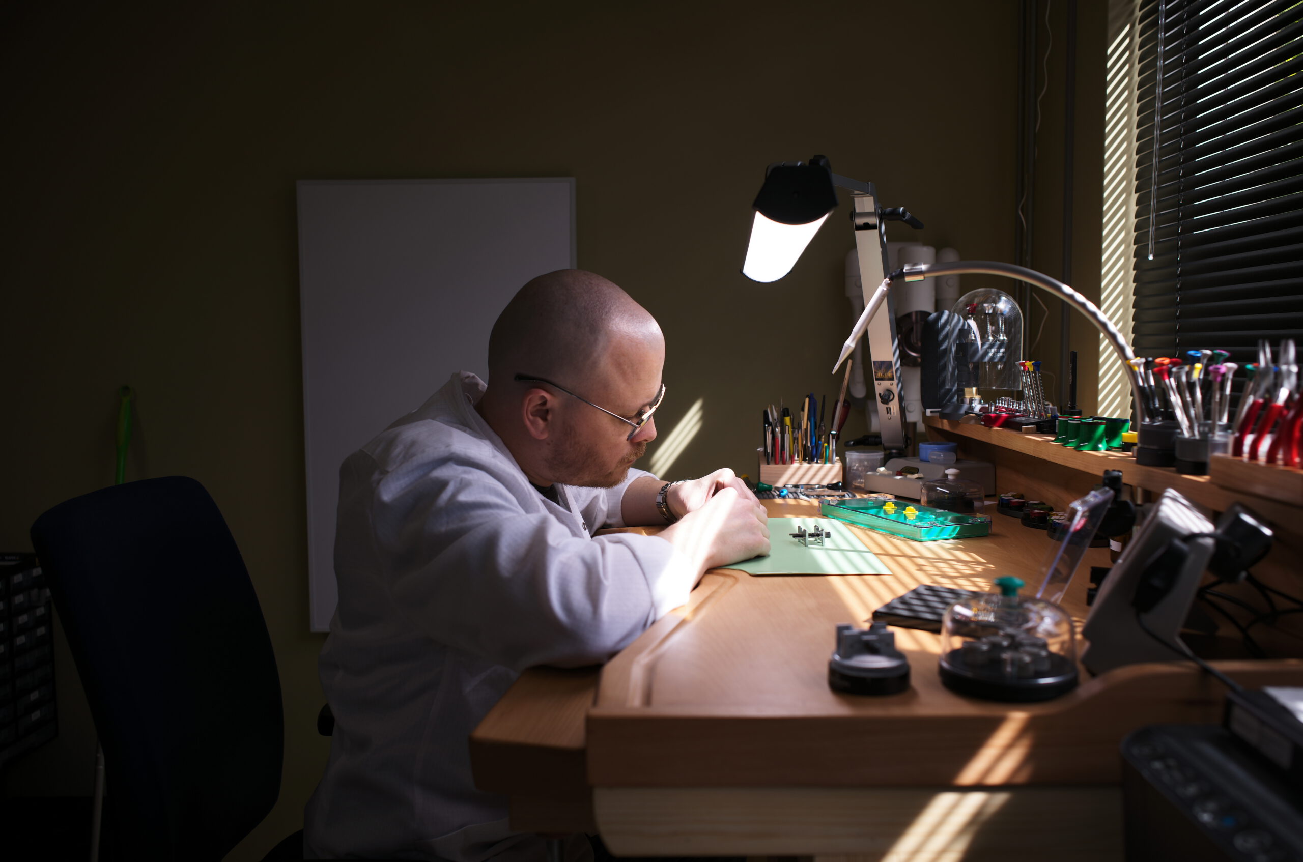 horloge reparatie kosten EM Watch Service